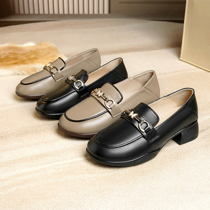 Damen Elegante Mokassins mit modischem Schmuckdetail und bequemem Blockabsatz EB