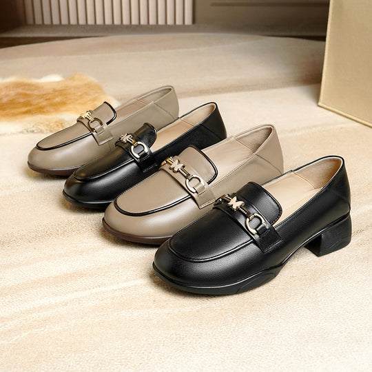 Damen Elegante Mokassins mit modischem Schmuckdetail und bequemem Blockabsatz EB