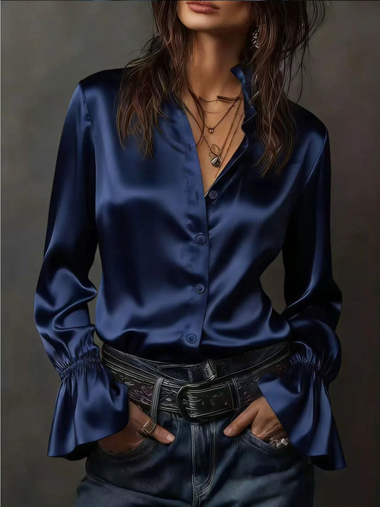 Damen Seidenglänzende Satinbluse mit Stehkragen, Knopfleiste und Volantärmel EB