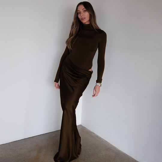 Damen Elegantes langärmliges Maxikleid mit figurbetontem Schnitt und raffiniertem Drapierungsdetail EB