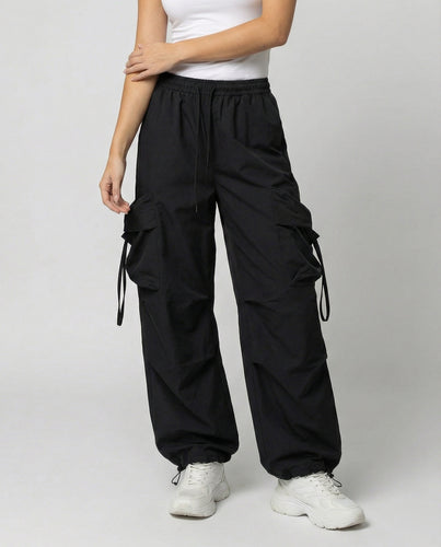 Damen lässige Utility-Palazzohose mit hohem Komfortbund, aufgesetzten Mehrfachtaschen und abgesteppten Kniefalten EB