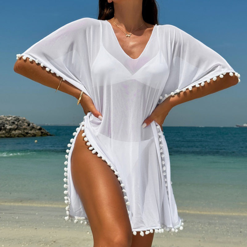 Damen Strandkleid mit dekorativem Pompon-Besatz und elegantem V-Ausschnitt EB