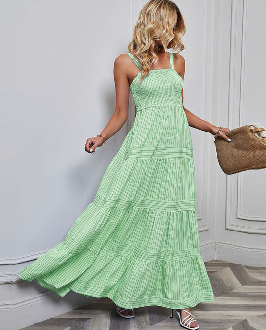 Damen Sommermaxikleid mit gerafftem Oberteil und asymmetrischem Saum EB