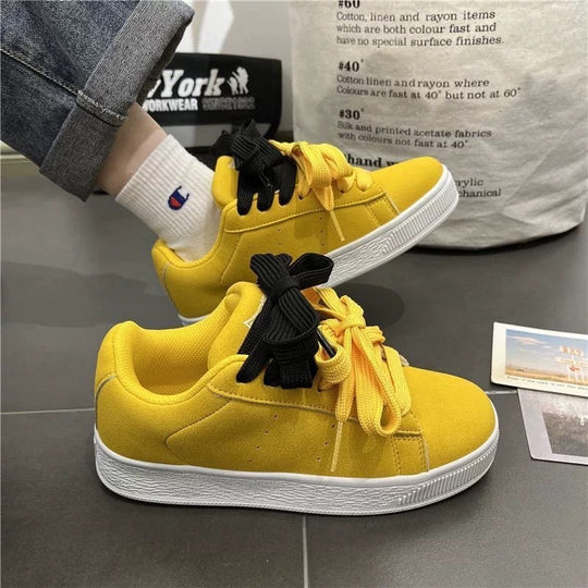 Damen Sneakers im sportlichen Stil mit hochwertiger Oberflächenstruktur EB