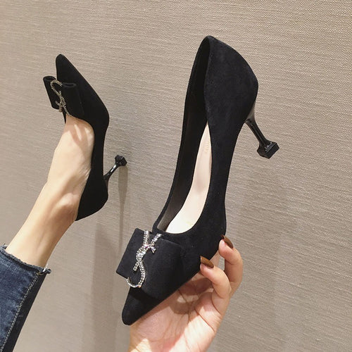 Damen Elegante Pumps mit Druckknopfdetail und schickem Blockabsatz EB