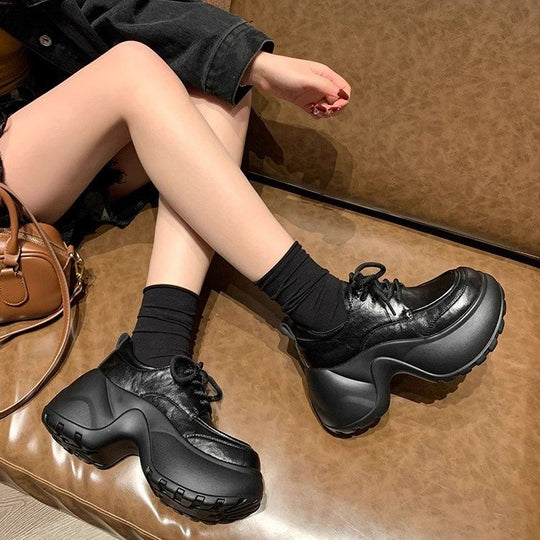 Damen Trendige Chunky Schnürschuhe mit ausgeprägter Sohle EB
