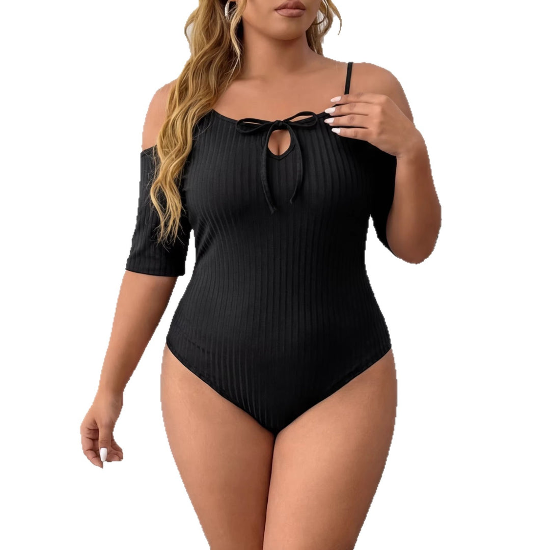Damen Körperbetontes Oberteil mit Off-Shoulder Design EB