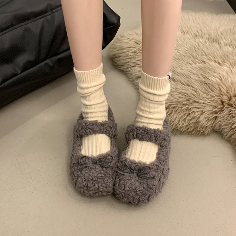 Damen Flauschige Hausschuhe mit elegantem Riemendesign EB