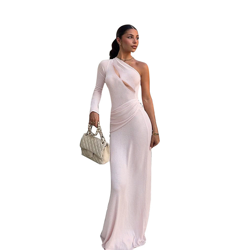 Damen Elegantes Maxikleid mit asymmetrischem Schnitt und raffiniertem Cut-Out EB