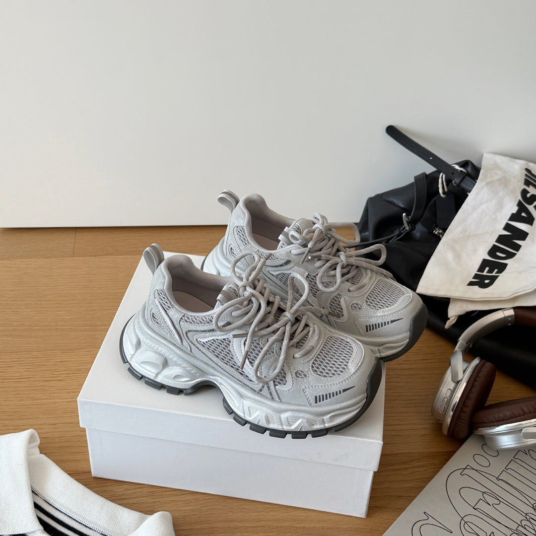 Damen Sportliche Sneakers mit atmungsaktiver Mesh-Oberfläche und stoßdämpfender Sohle EB