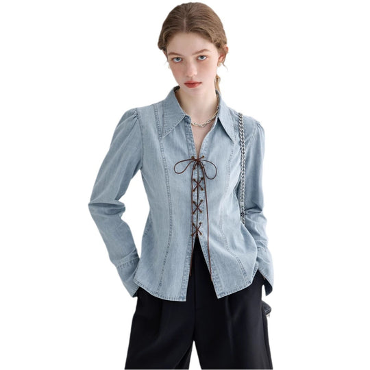 Damen Jeansbluse mit verspielten Schnürdetails und elegantem Schnitt EB