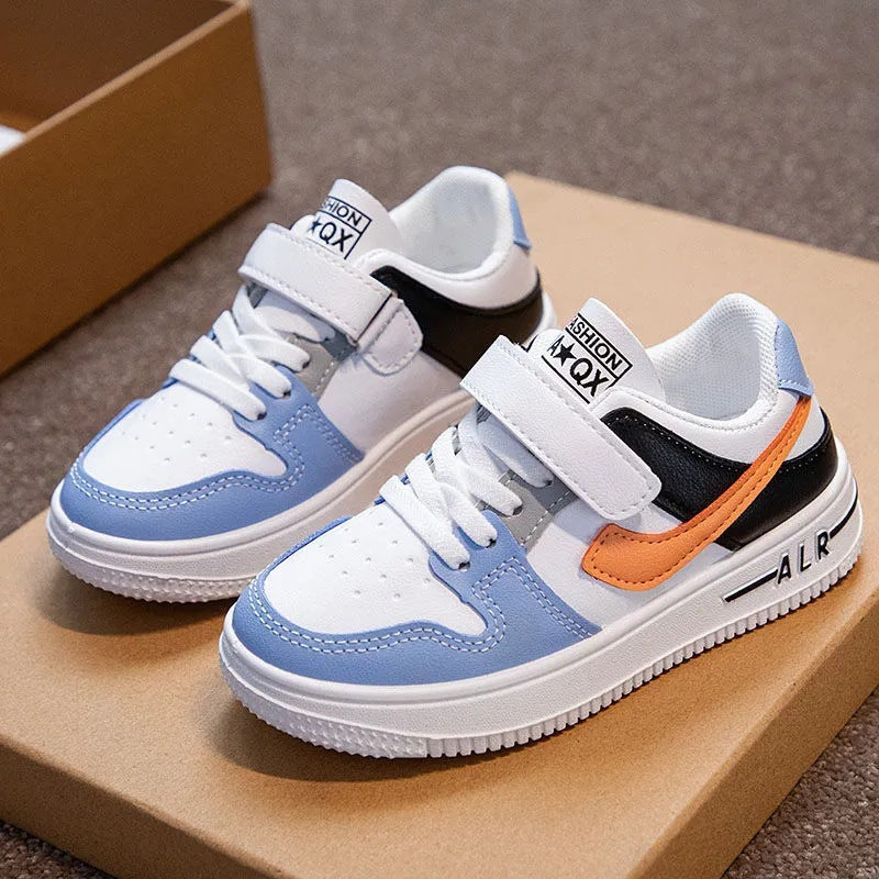 Damen Sportliche Kindersneaker mit verstellbarem Klettverschluss und rutschfester Sohle EB