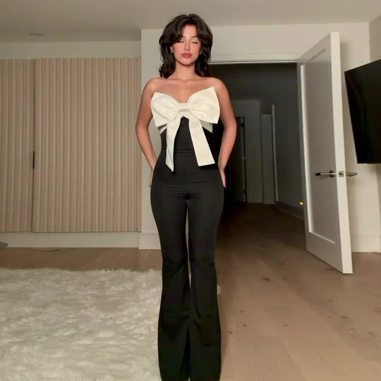 Damen eleganter Jumpsuit mit Schleifen-Akzenten und weiten Beinen EB