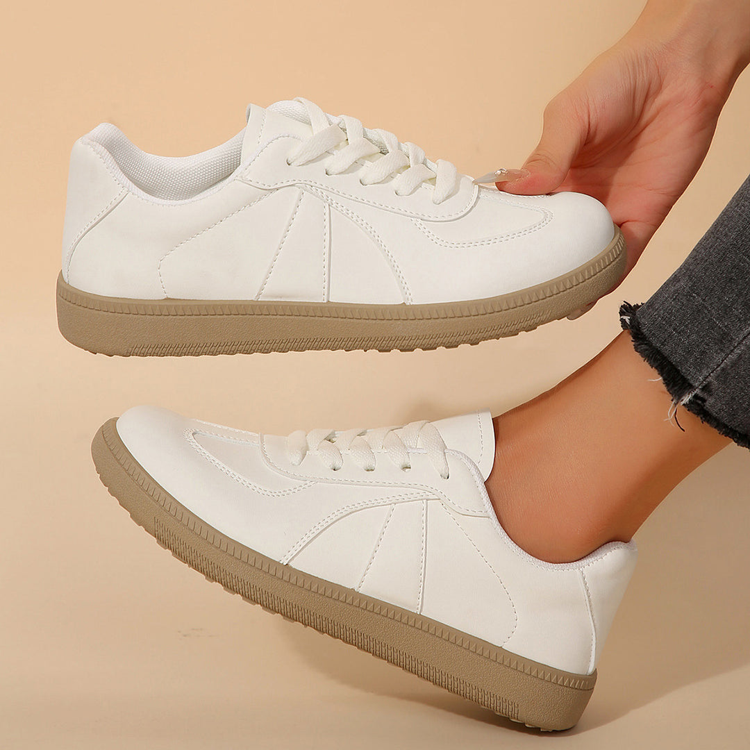 Damen Sneakers mit atmungsaktiver Oberflächenstruktur und rutschfester Sohle EB