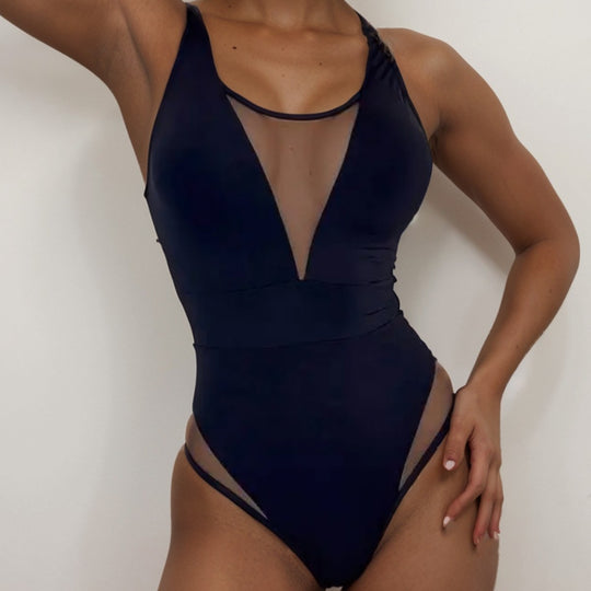 Damen Hochgeschlossener Monokini mit transparenten Mesh-Details EB