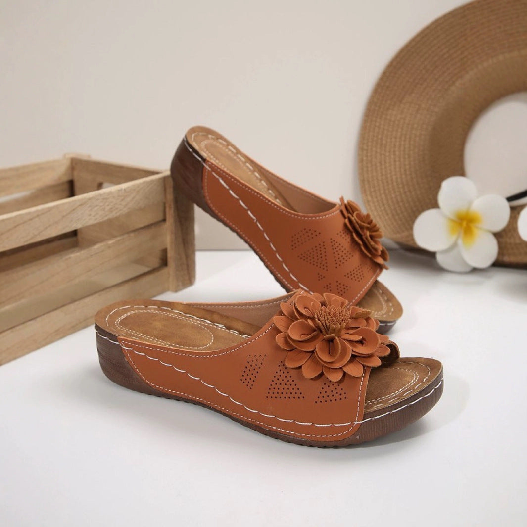 Damen modische Pantolette mit floralem Applikation und ergonomischem Fußbett EB
