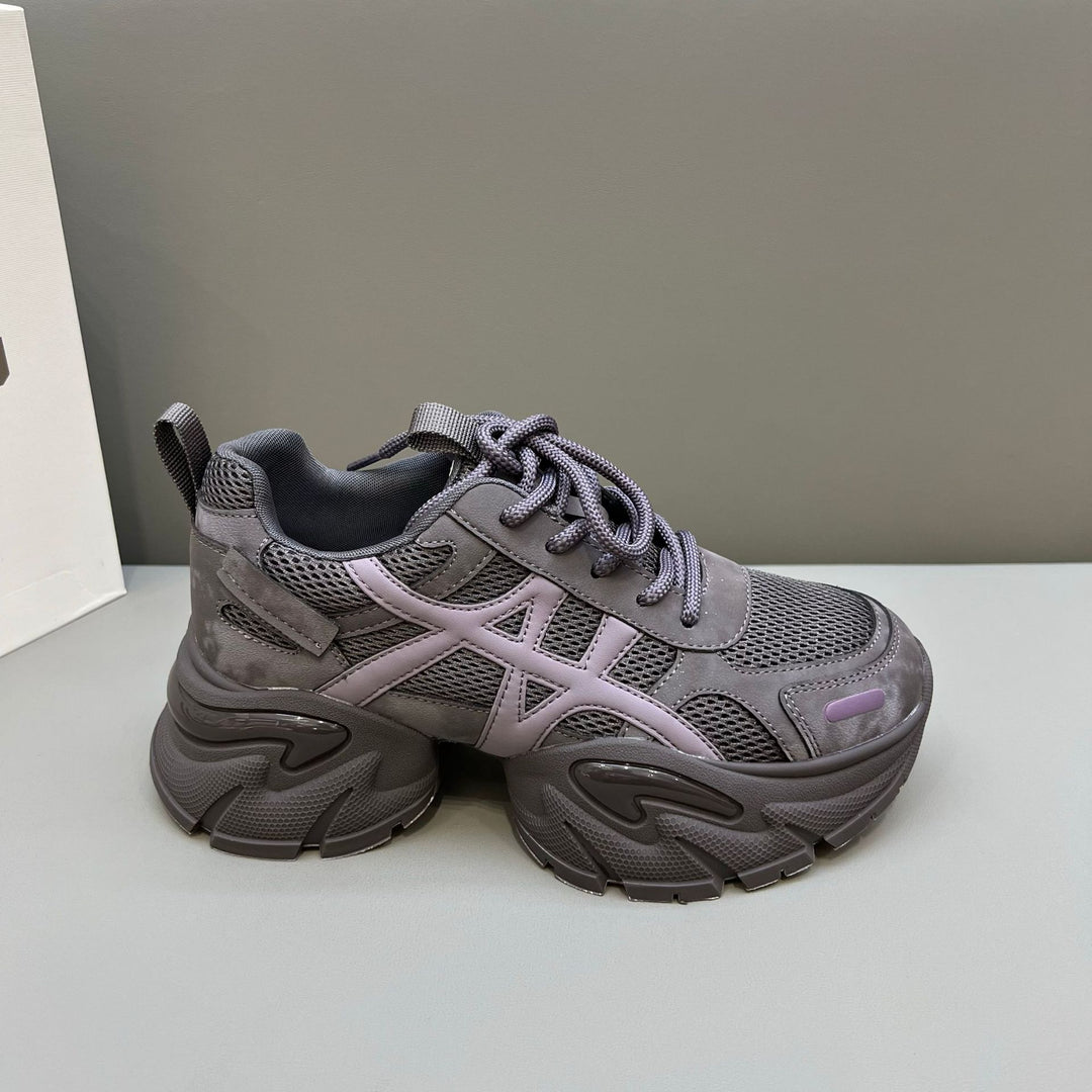 Damen Sportliche Sneakers mit rutschfestem Profil und atmungsaktivem Obermaterial EB