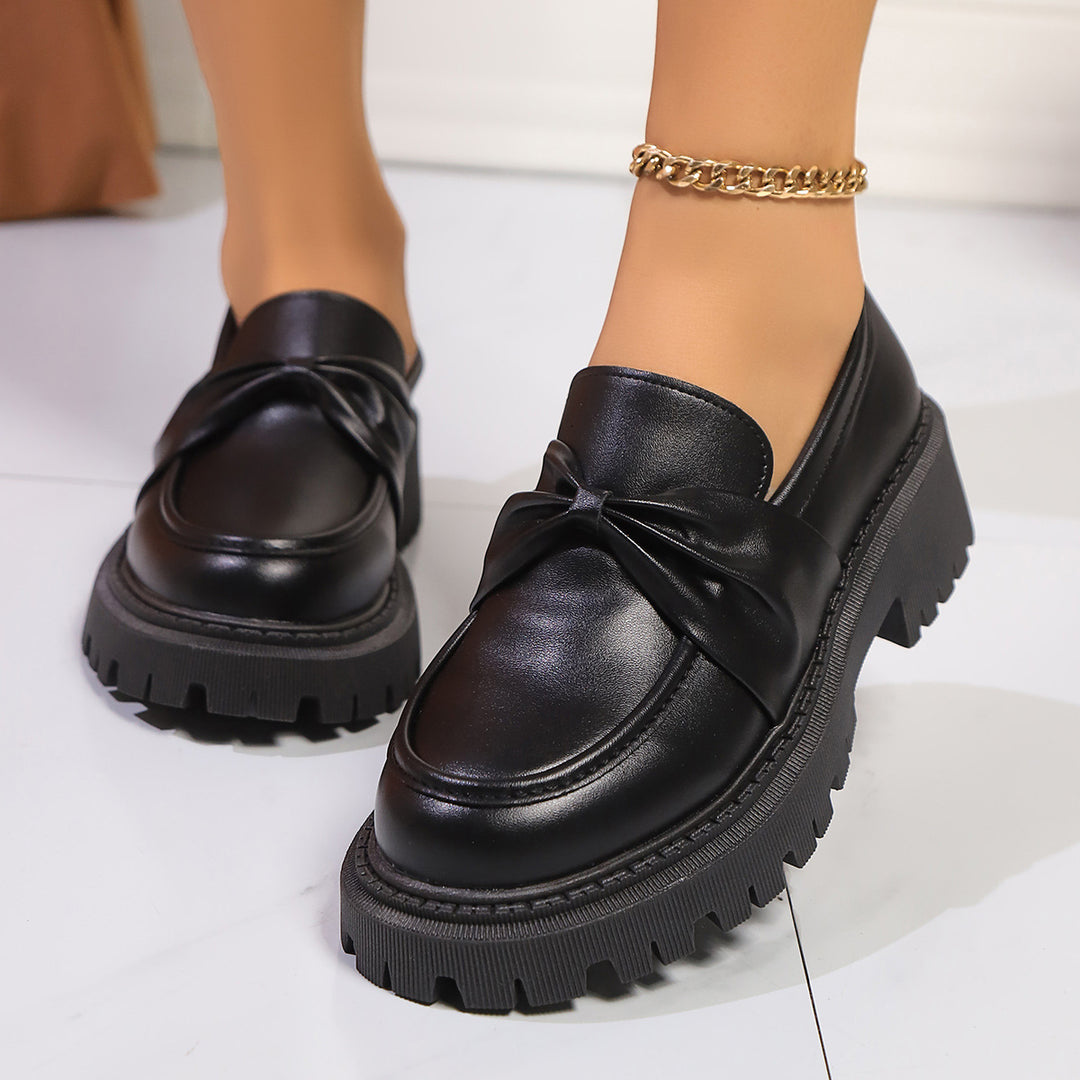 Damen Mokassins mit robustem Plateau und elegantem Riemendesign EB