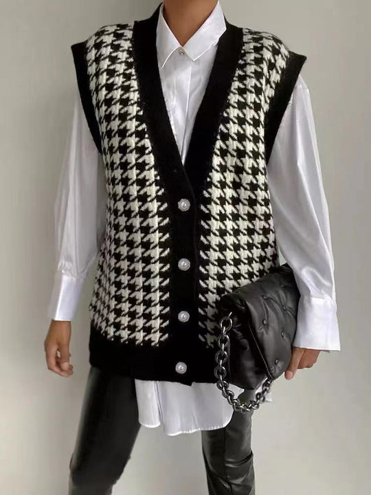 Damen Ärmellose Strickweste mit klassischem Karomuster und dekorativen Knöpfen EB