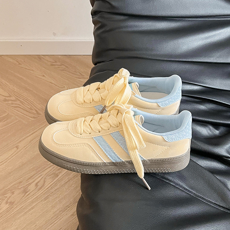 Damen Sneakers mit hochwertigem Velours-Obermaterial und rutschfester Gummisohle EB