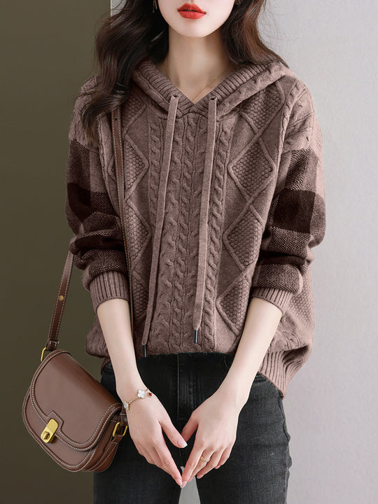 Damen Strickpullover mit Kapuze und modischem Karomuster EB