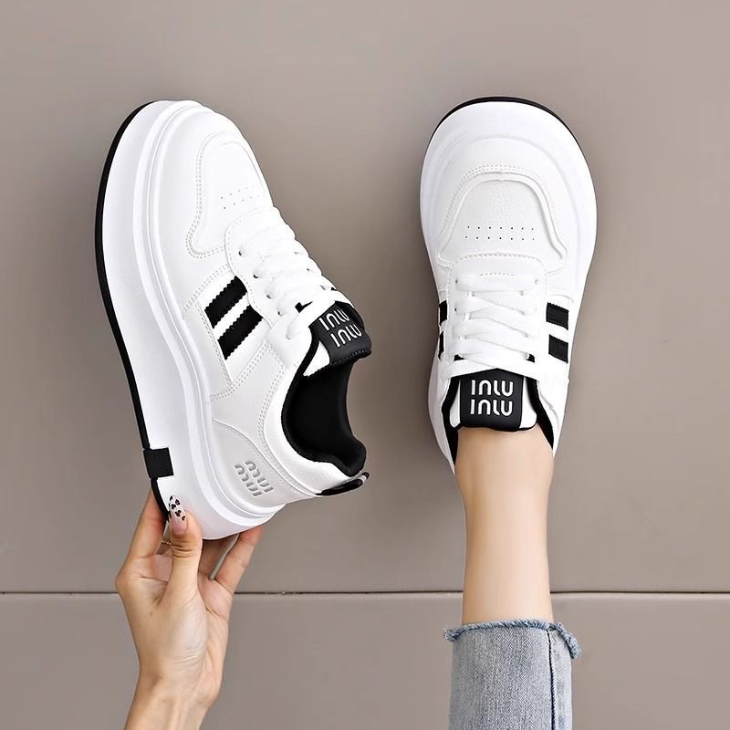 Damen Sportliche Sneakers mit doppelter Dämpfung und atmungsaktiver Mesh-Oberfläche EB