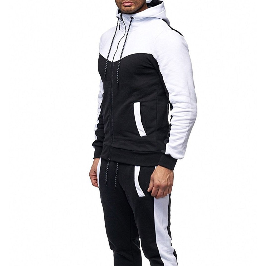 Herren Sportanzug mit Kapuze und seitlichen Taschen EB