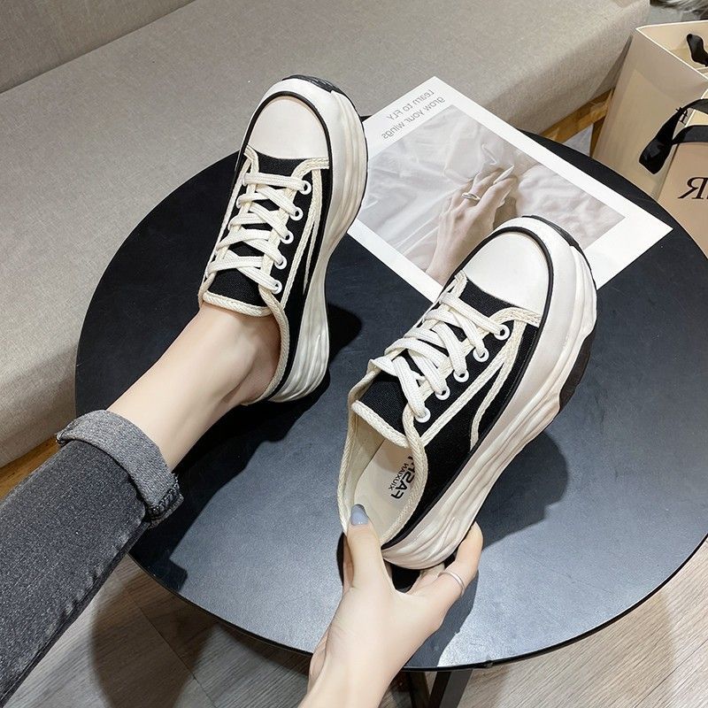 Damen Sneaker im zeitlosen Design mit verstärkter Sohle EB