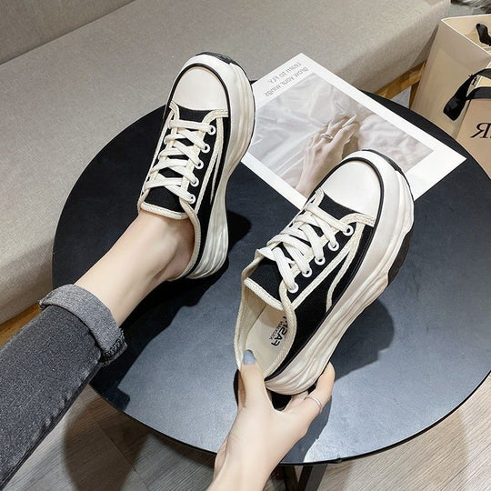 Damen Sneaker im zeitlosen Design mit verstärkter Sohle EB