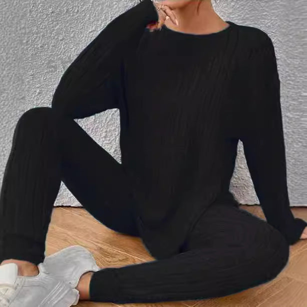 Damen gemütliches Strickensemble mit feiner Rippenstruktur und lässigem Schnitt EB