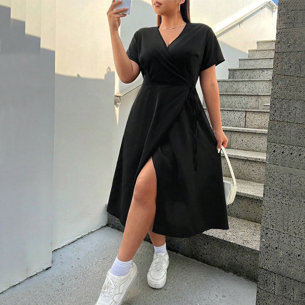 Damen Wickelkleid mit elegantem Schlitz und taillierter Silhouette EB
