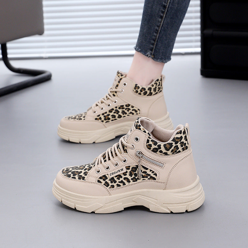 Damen High-Top Sneakers mit auffälligem Leopardenmuster und trendiger Sohle EB