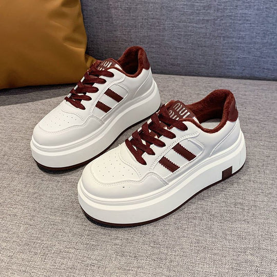Damen Plattform Sneakers mit verstärkter Dämpfung und sportlichem Design EB