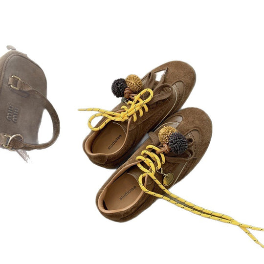 Damen Bequeme Freizeitsneaker mit verspielten Applikationen EB