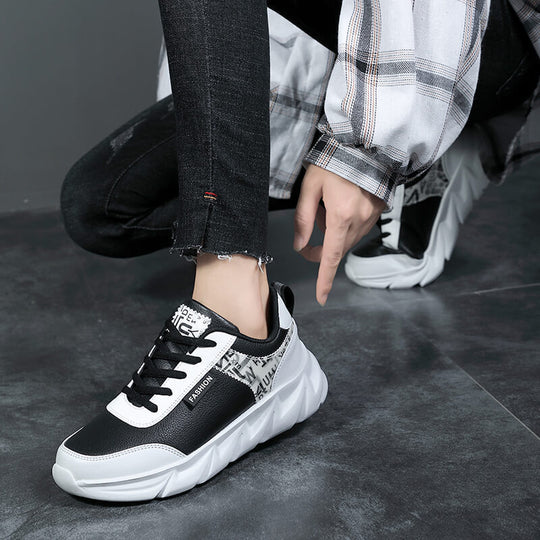 Damen nan urbaner voluminöser Sneaker mit weichem Kunstfellfutter, gepolstertem Einstieg und markanter Profilsohle EB