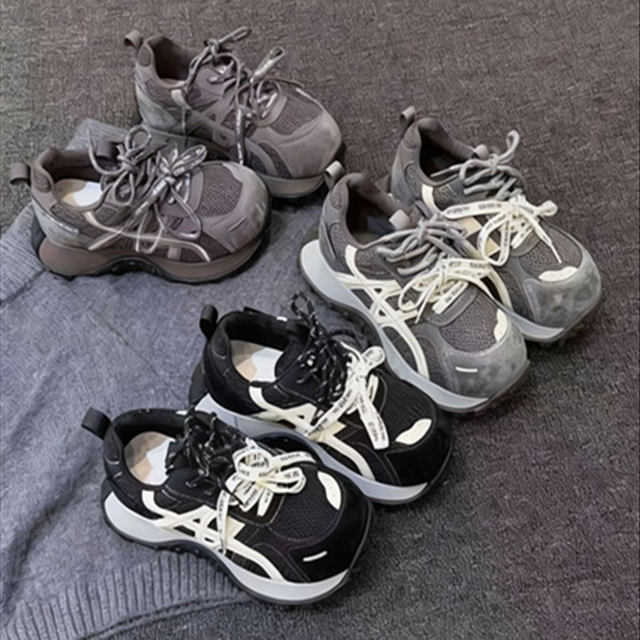 Damen Sportliche Sneakers mit atmungsaktivem Mesh und dämpfender Sohle EB