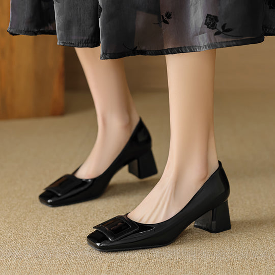 Damen elegante Blockabsatzpumps mit modernem Schnallenakzent EB