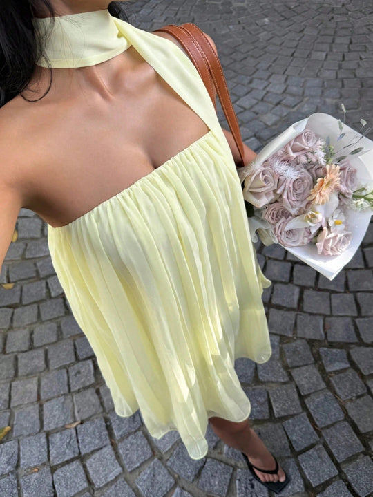 Damen kurzes Sommerkleid mit elegantem Bindegürtel und fließendem Design EB