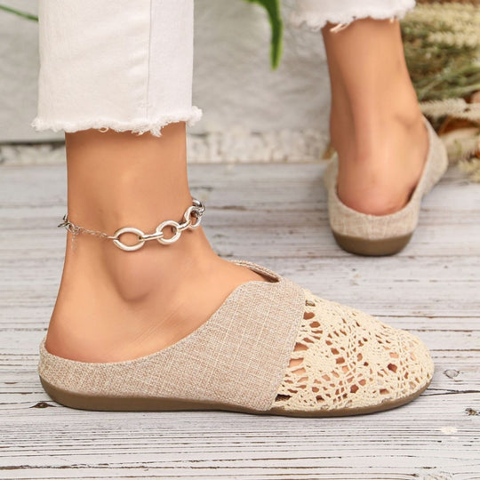 Damen Elegante und bequeme Slipper mit besonderen Häkelverzierungen EB