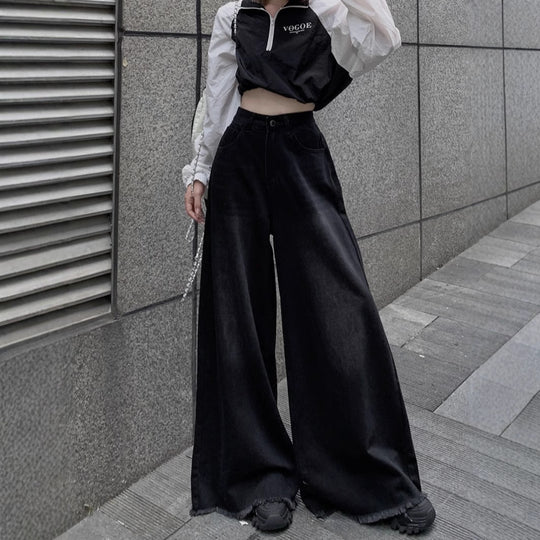 Damen Weit geschnittene Jeans mit modischem Saum EB