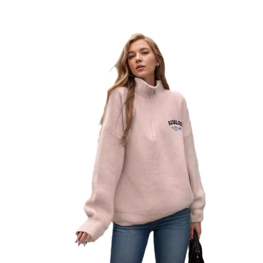 Damen Flauschiger Stehkragenpullover mit Reißverschluss und modernen Details EB