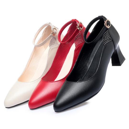 Damen Pumps mit elegantem Riemchen und komfortablem Blockabsatz EB 1776166615