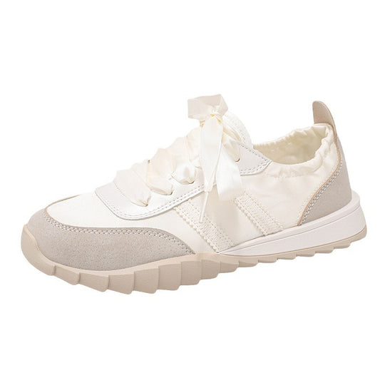 Damen modische Sneakers mit innovativen Satin-Details EB