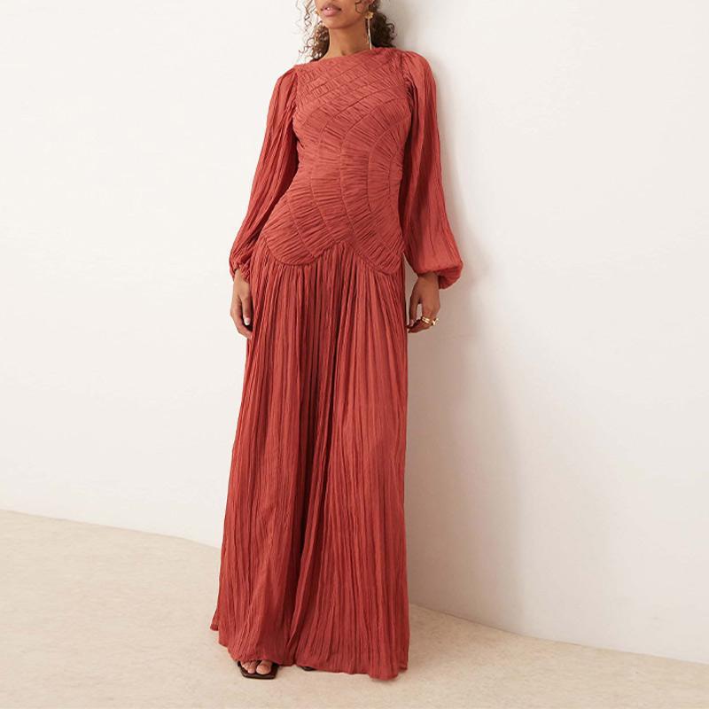 Damen Elegantes Maxikleid mit ausgefallenem Design und Plisseedetails EB