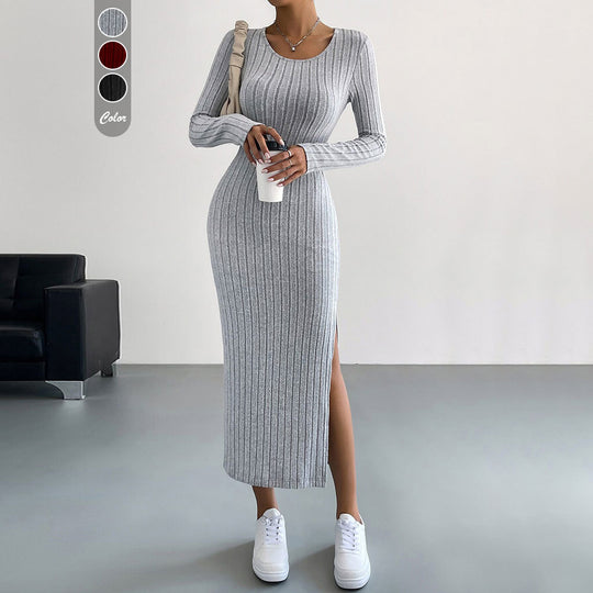 Damen figurbetontes Rippenstrick-Midikleid mit schmaler Silhouette, Rundhalsausschnitt und seitlichem Oberschenkelschlitz Eichborn Berlin