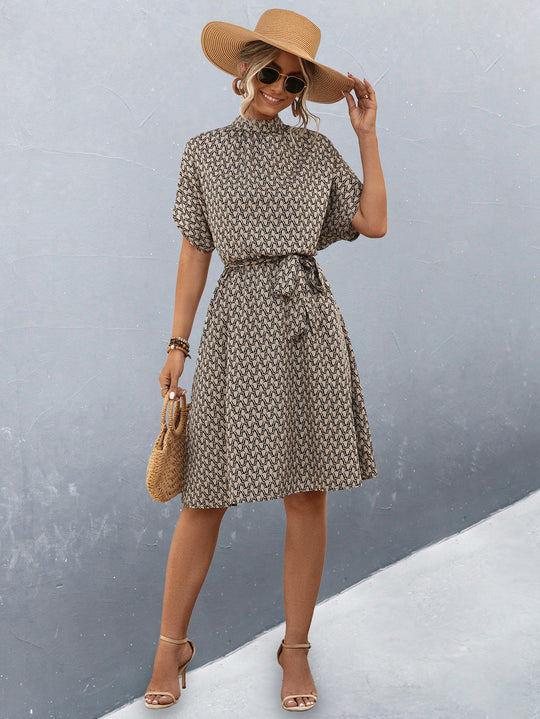 Damen Midikleid mit Gummizug und hochgeschlossenem Kragen EB