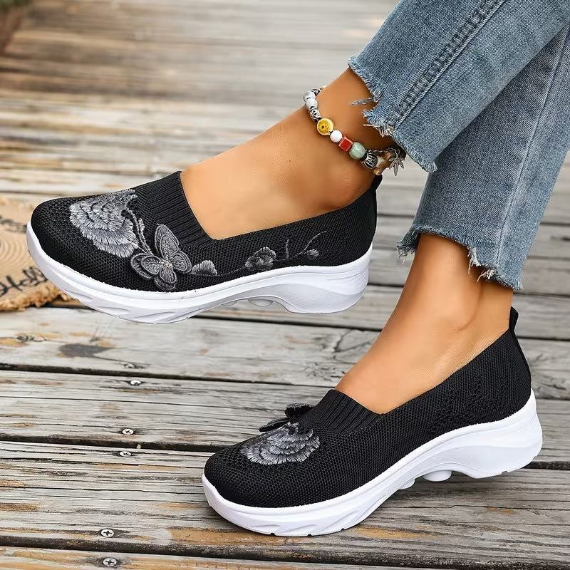 Damen Mokassins mit floraler Stickerei und flexiblem Sohlen EB