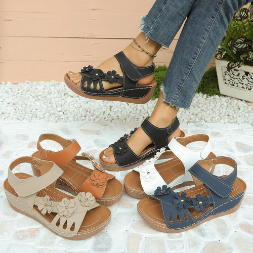 Damen komfortable Riemchen-Sandalen mit dekorativen Blumenapplikationen EB