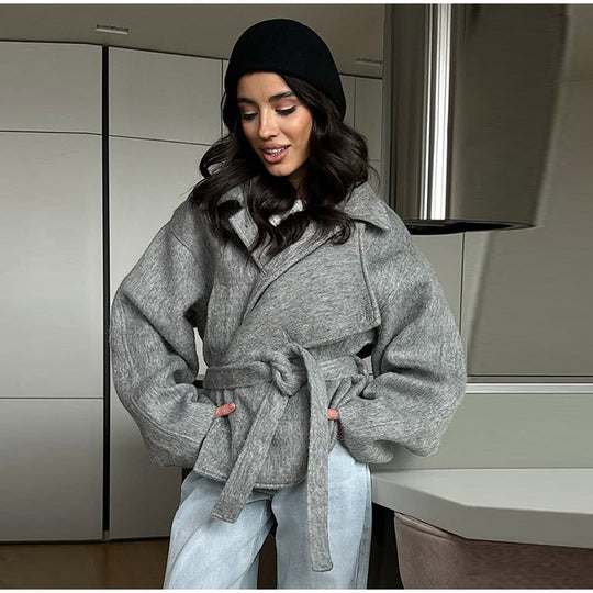 Damen Kuschelige Wolljacke mit weitem Schnitt und Taillengürtel EB