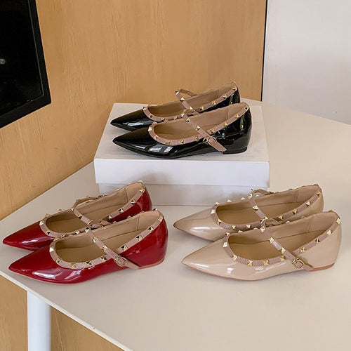 Damen Ballerina-Schuhe mit dekorativem Riemen und eleganten Akzenten EB